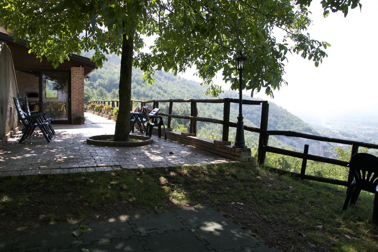 Fattoria Alvaneta Padula Exterior photo